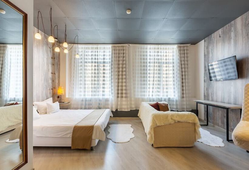 Студия Стандарт, Ananas