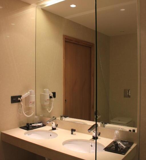 اتاق استاندارد, Araba