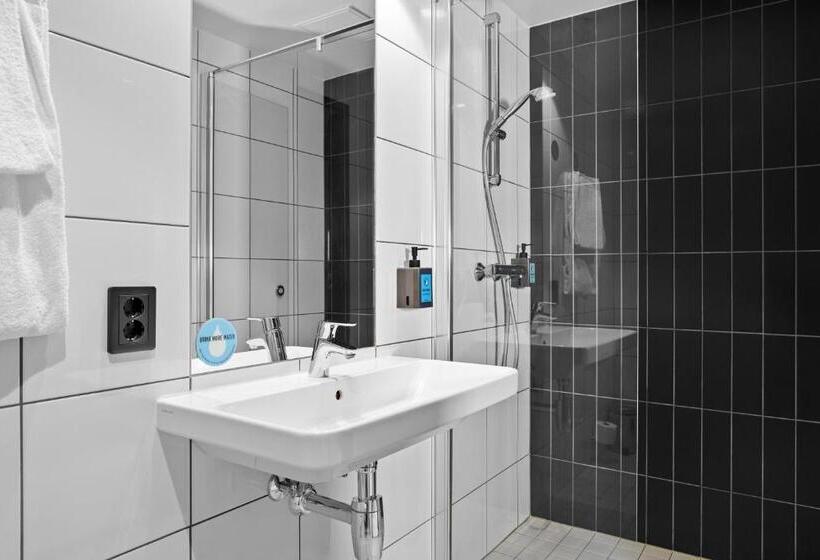 اتاق اکونومی, Comfort Hotel Xpress Central Station