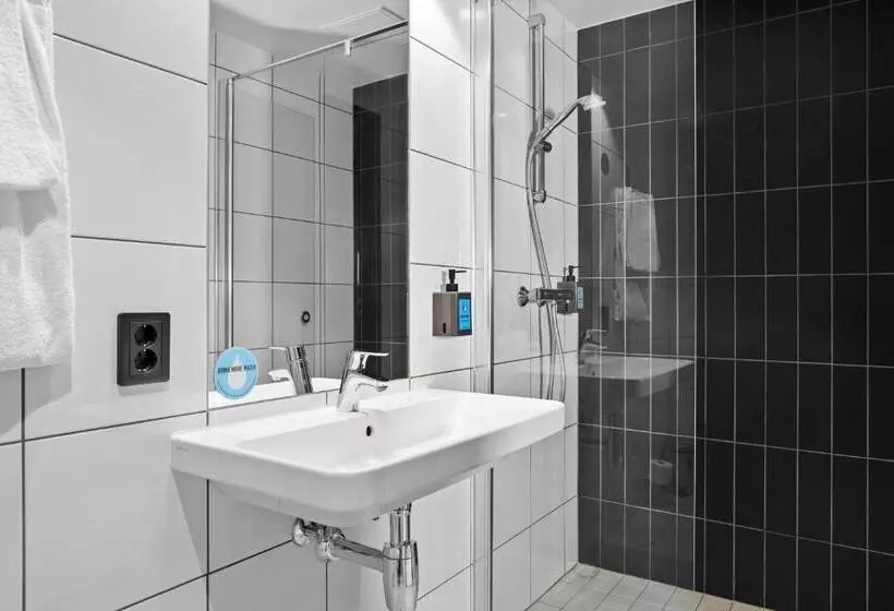 اتاق اکونومی, Comfort Hotel Xpress Central Station