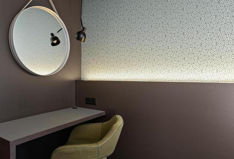 اتاق اکونومی, Comfort Hotel Xpress Central Station