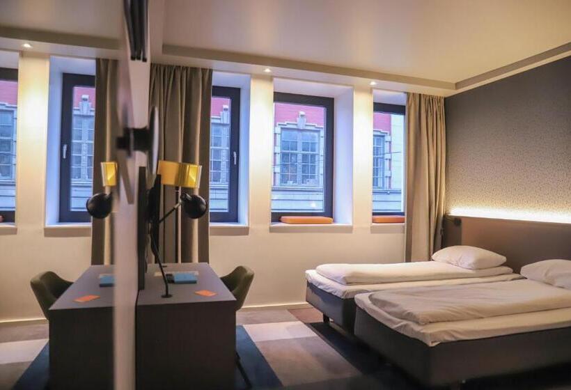 اتاق استاندارد, Comfort Hotel Xpress Central Station