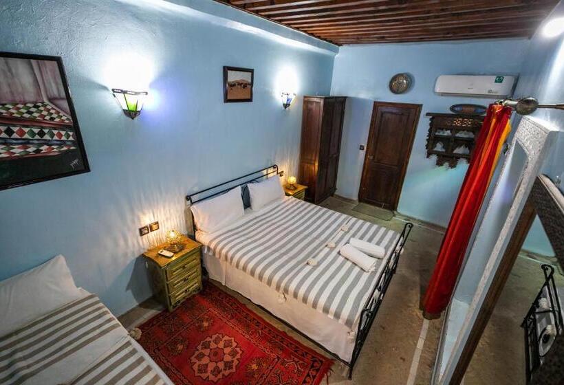 اتاق استاندارد سه نفره, Dar El Yasmine