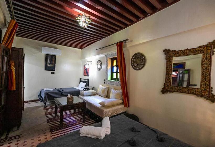 家庭间, Dar El Yasmine