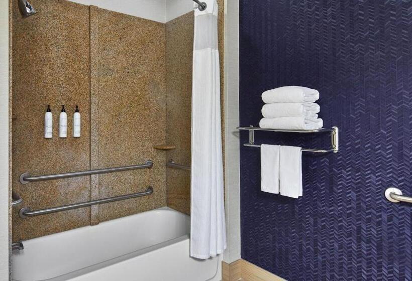 스탠다드 스튜디오 킹침대, Fairfield Inn & Suites By Marriott Gainesville