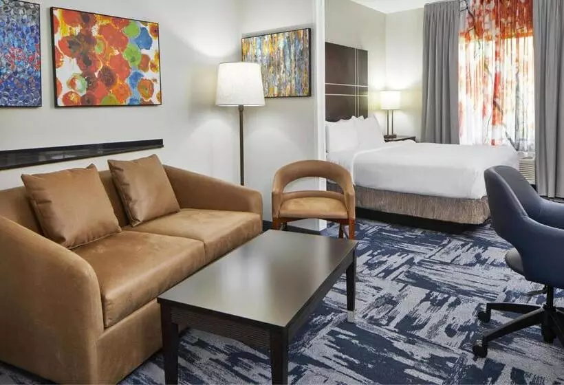 Standard-studio King-vuode, Fairfield Inn & Suites By Marriott Gainesville