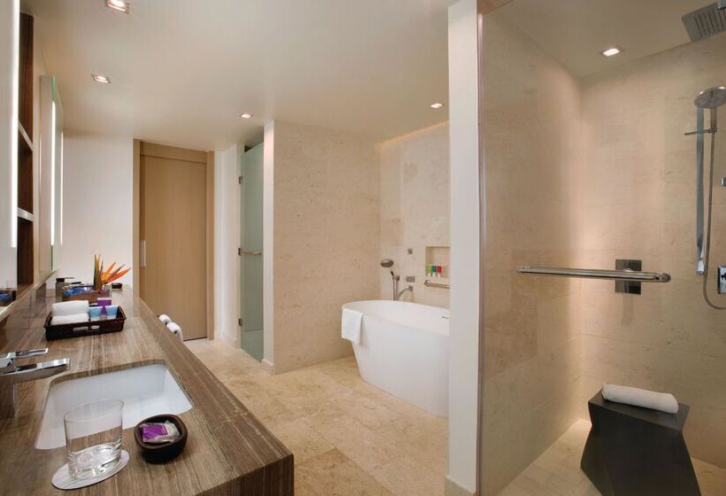 سوییت با چشمانداز دریا, Hyatt Zilara Rose Hall Adults Only All Inclusive