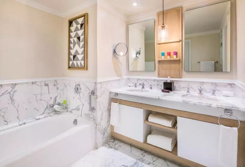 اتاق استاندارد با چشم‌انداز دریا, Hyatt Zilara Rose Hall Adults Only All Inclusive
