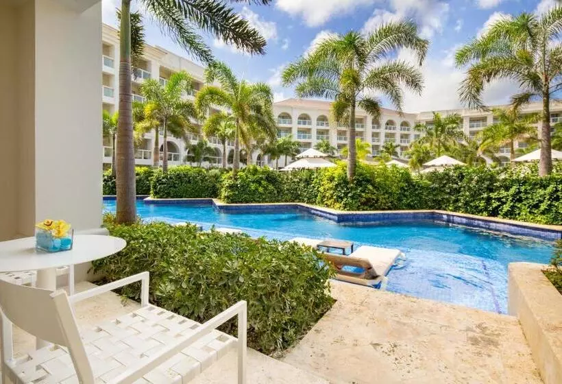 Standard swim-up room, Hyatt Zilara Rose Hall Adults Only All Inclusive