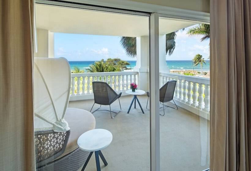 سوییت با چشمانداز دریا, Hyatt Zilara Rose Hall Adults Only All Inclusive