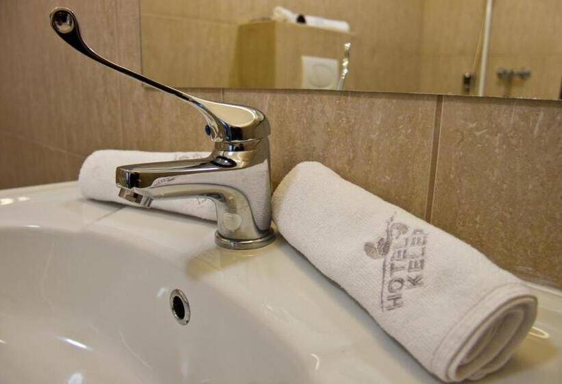 Номер Superior, Kelep