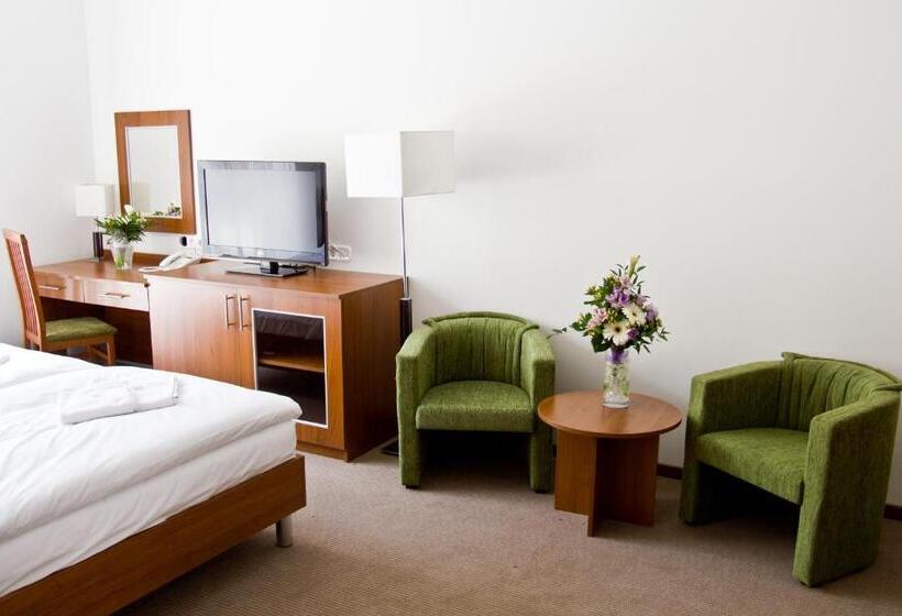 Номер Superior, Kelep