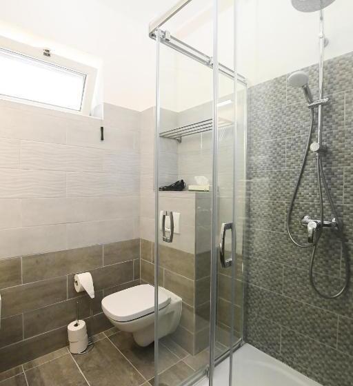 Номер Superior, Kelep