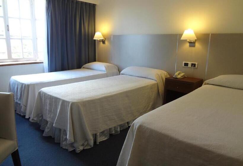 اتاق لوکس سه تخته, Los Tilos Hotel Y Spa By Cph