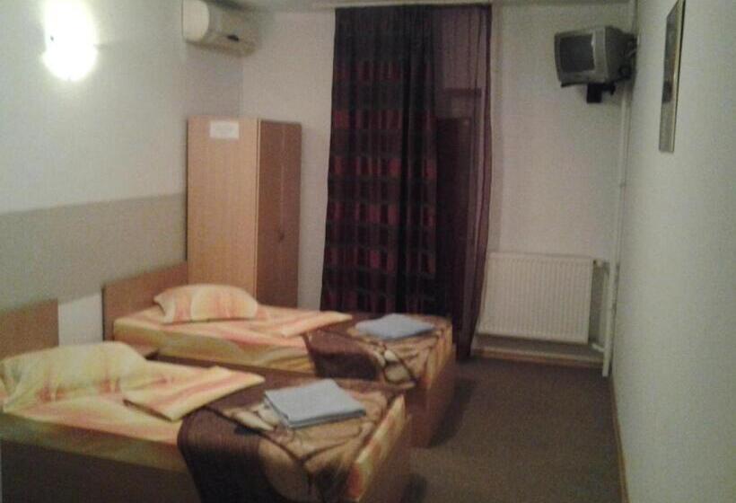 Номер Стандарт, Pensiunea Raffael