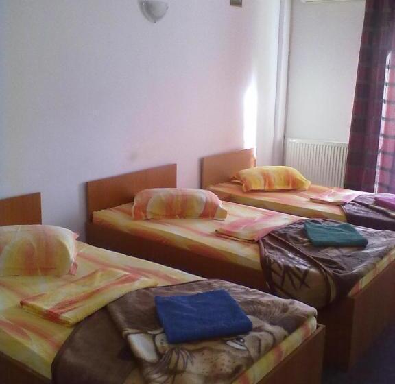 Номер Стандарт Трехместный, Pensiunea Raffael