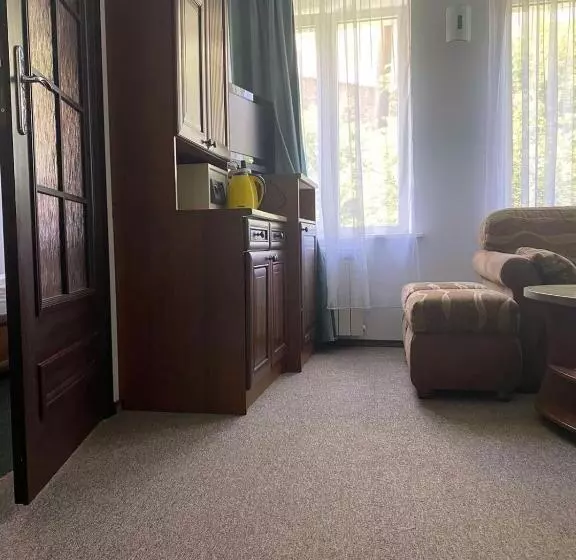 Junior Suite, Prestige