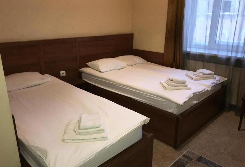 غرفة ديلوكس عائلية, Prestige