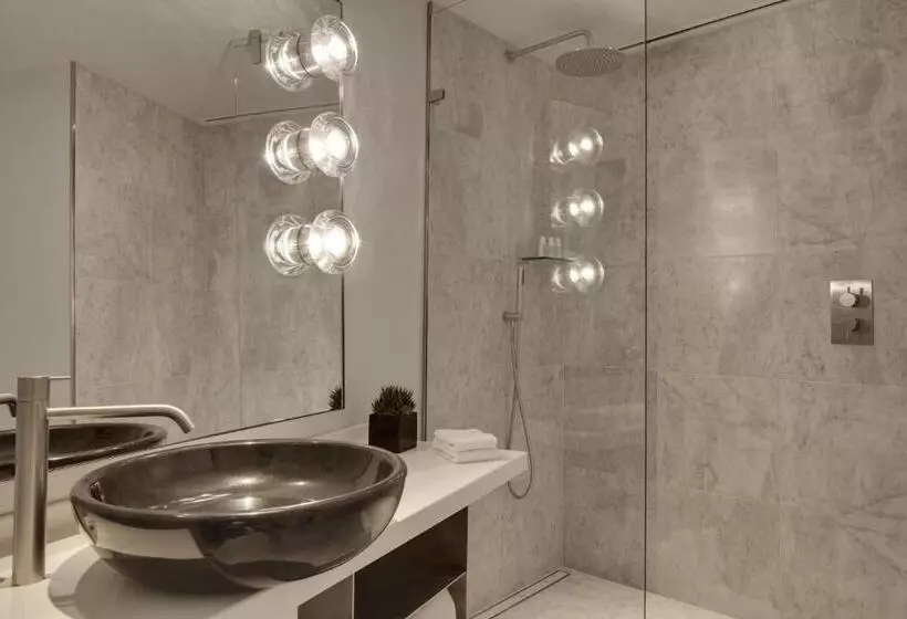 Superior Room, Sea Containers London