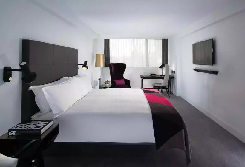 Standard Studio, Sea Containers London