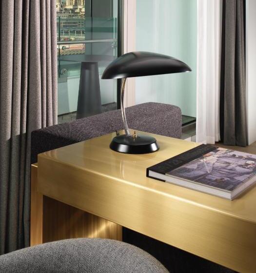 جناح مطل على البحر, Sea Containers London