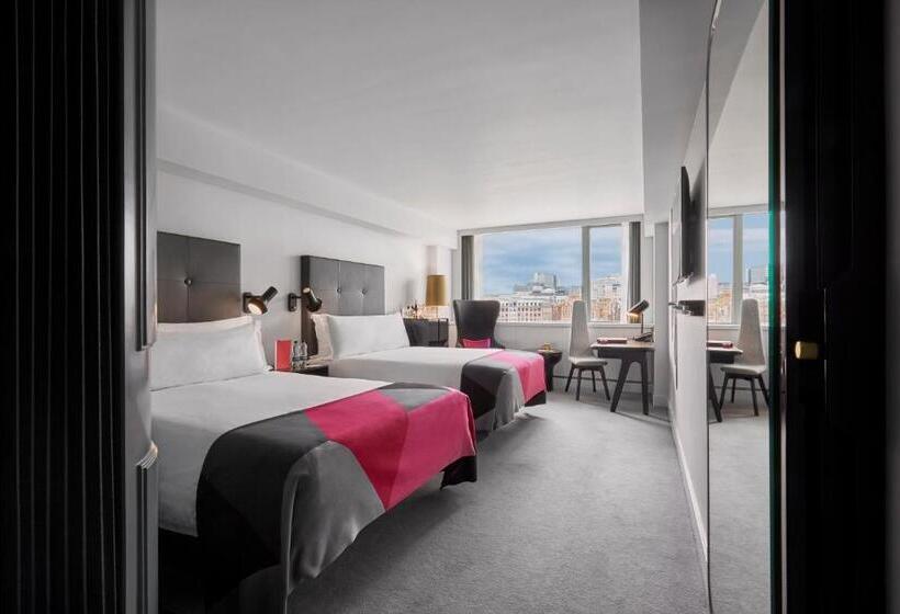 수피리어 룸, Sea Containers London