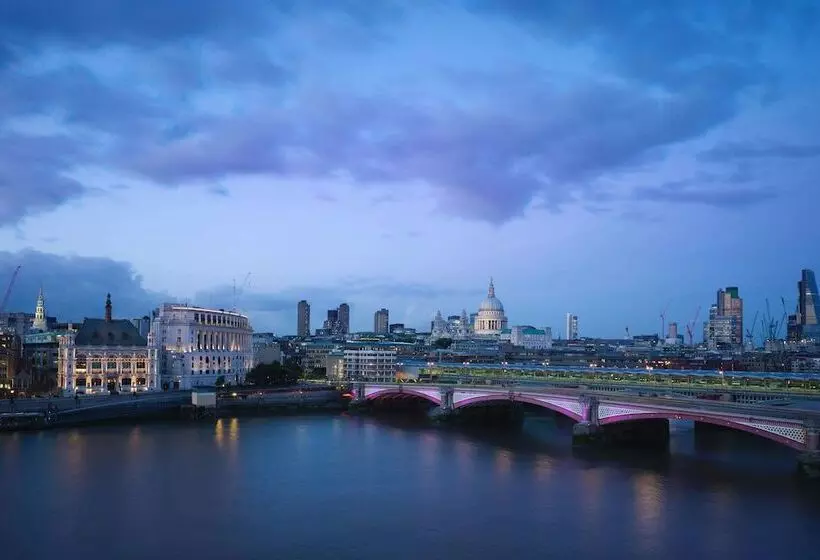 Suite with Views, Sea Containers London