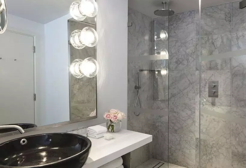 Standard Room, Sea Containers London