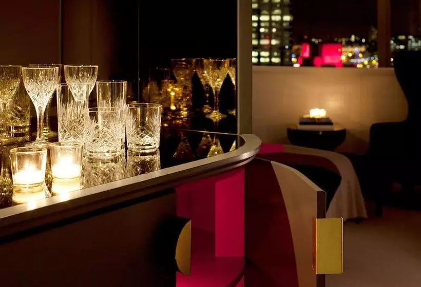 Standard Room, Sea Containers London