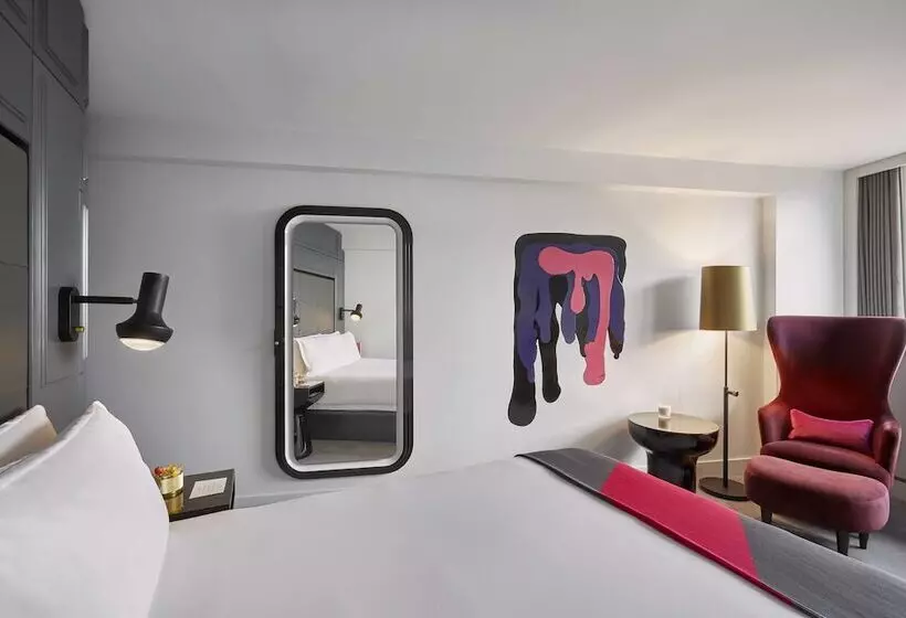 Standard Room, Sea Containers London