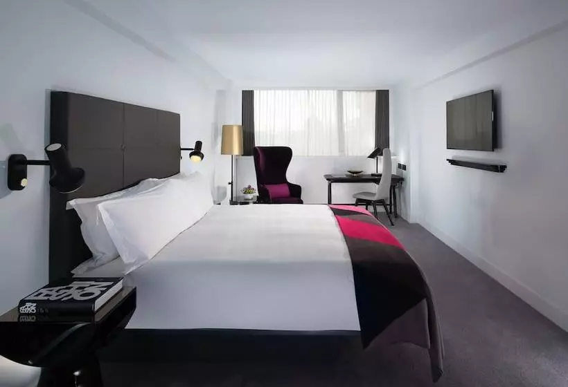 Standard Studio, Sea Containers London