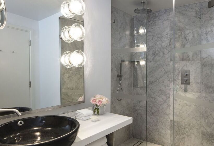 Номер Superior, Sea Containers London