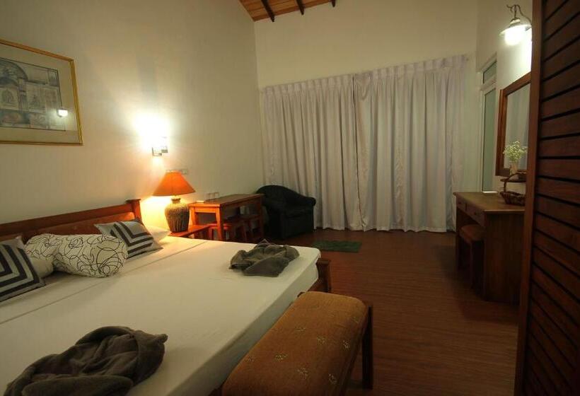 デラックスルーム, Laluna Ayurveda Resort