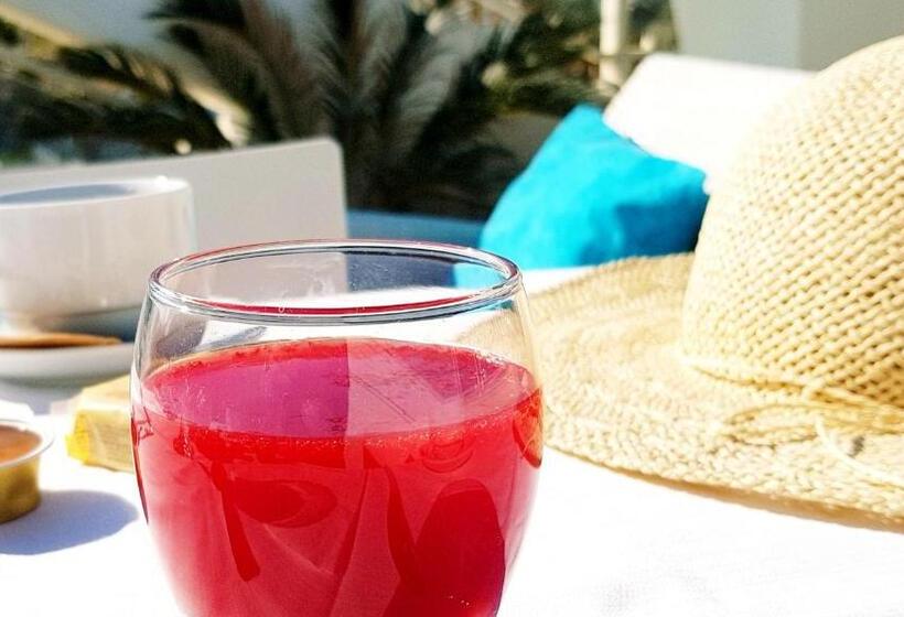 Полулюкс Вид на Море, Martur Resort