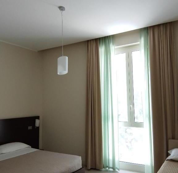 Номер Стандарт Трехместный, Martur Resort