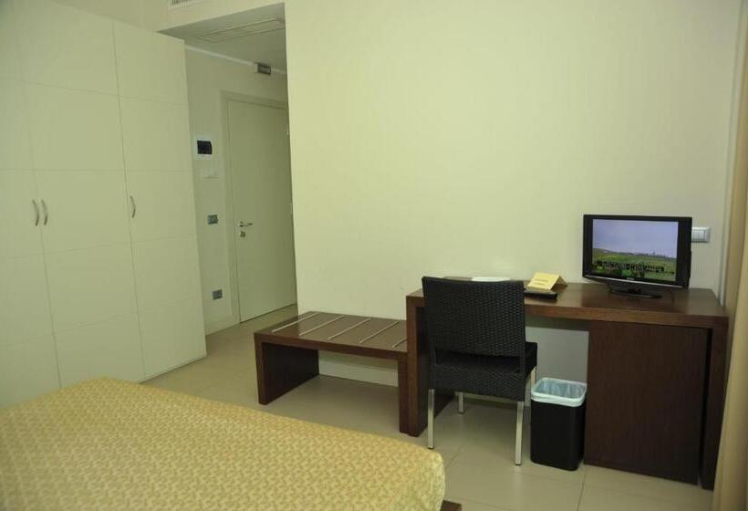 Стандартный Номер Кровать Кинг, Martur Resort