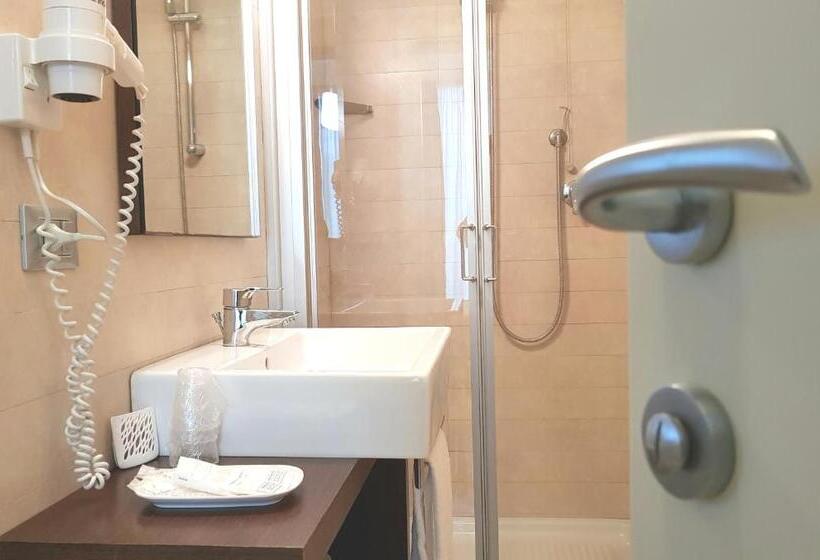 Полулюкс Вид на Море, Martur Resort