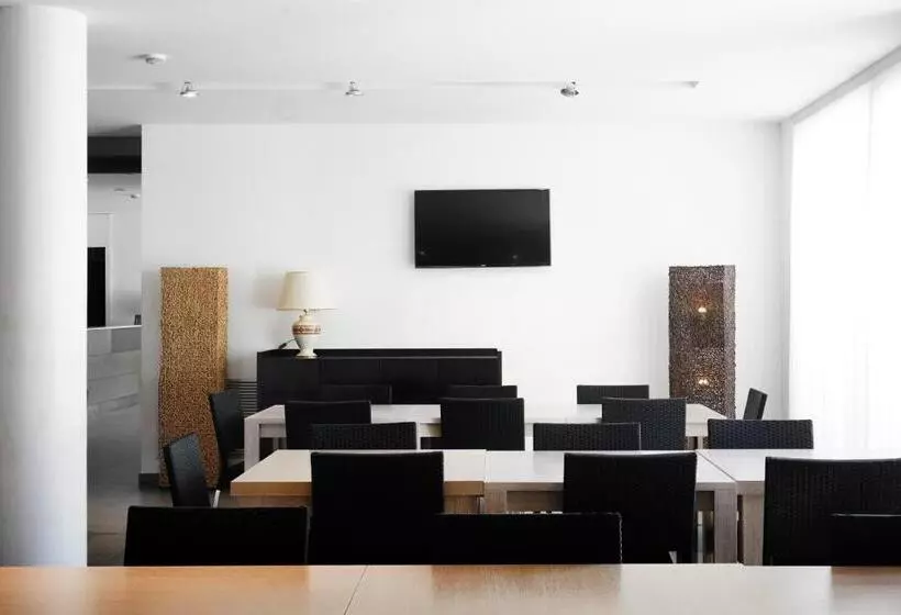 اتاق استاندارد چهارنفره با بالکن, Martur Resort