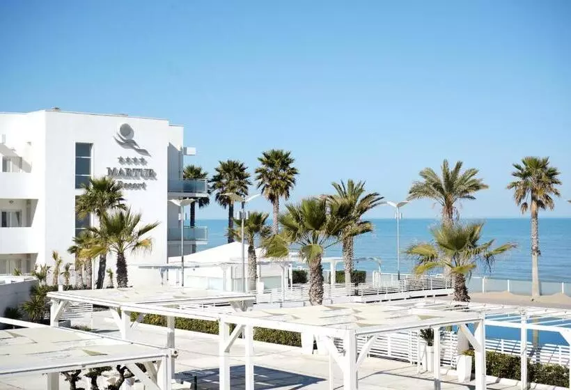 اتاق استاندارد چهارنفره با بالکن, Martur Resort
