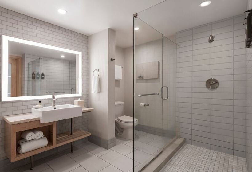 جناح مطلّ علي البحر, Pier South Resort, Autograph Collection