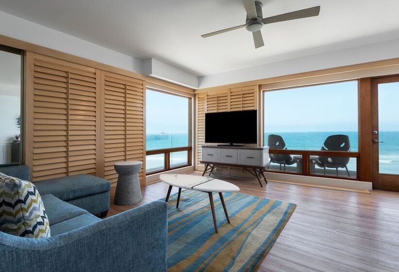 جناح مطلّ علي البحر, Pier South Resort, Autograph Collection