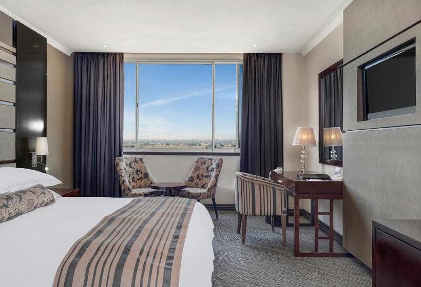 اتاق استاندارد با تخت بزرگ, Protea Hotel By Marriott Lusaka Tower