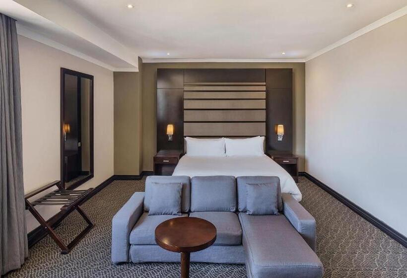 اتاق استاندارد با تخت بزرگ, Protea Hotel By Marriott Lusaka Tower