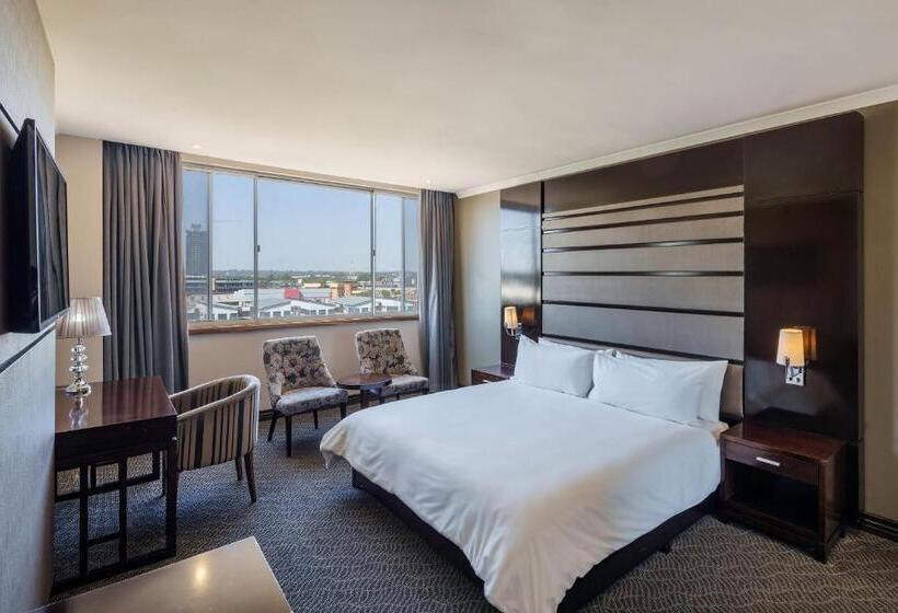 اتاق استاندارد با تخت بزرگ, Protea Hotel By Marriott Lusaka Tower