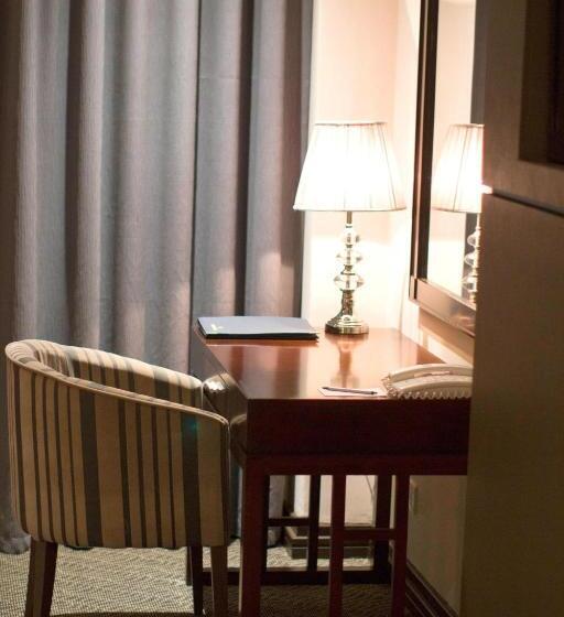 اتاق استاندارد با تخت بزرگ, Protea Hotel By Marriott Lusaka Tower