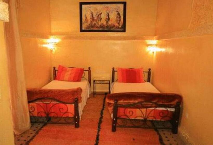 标准间, Riad Anass Al Ouali