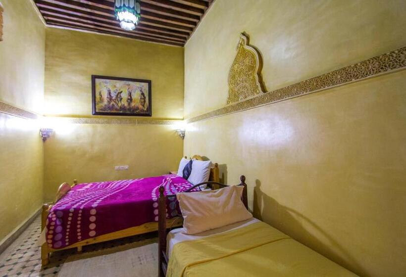 标准间, Riad Anass Al Ouali