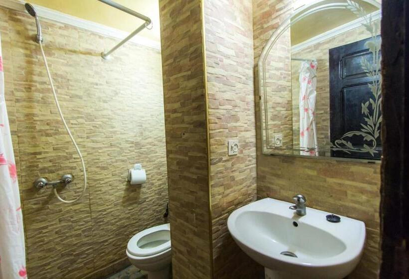 اتاق عادی یک تخته, Riad Anass Al Ouali