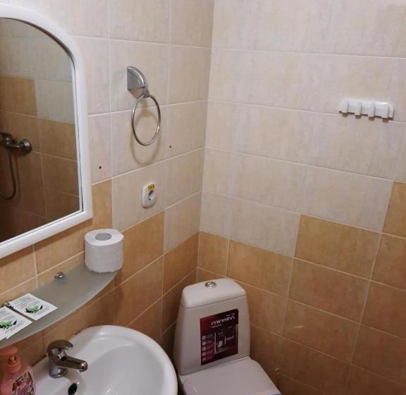 اتاق خانوادگی, садиба