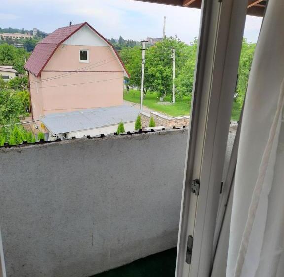 اتاق خانوادگی, садиба